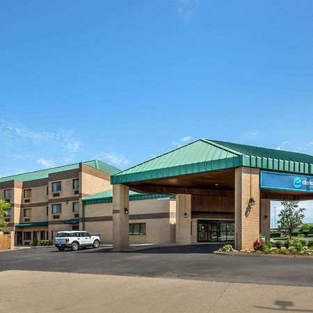 Quality Inn Louisville-Jefferson County Extérieur photo