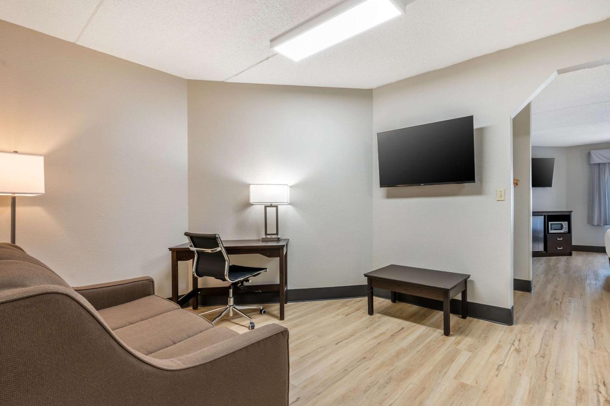 Quality Inn Louisville-Jefferson County Extérieur photo