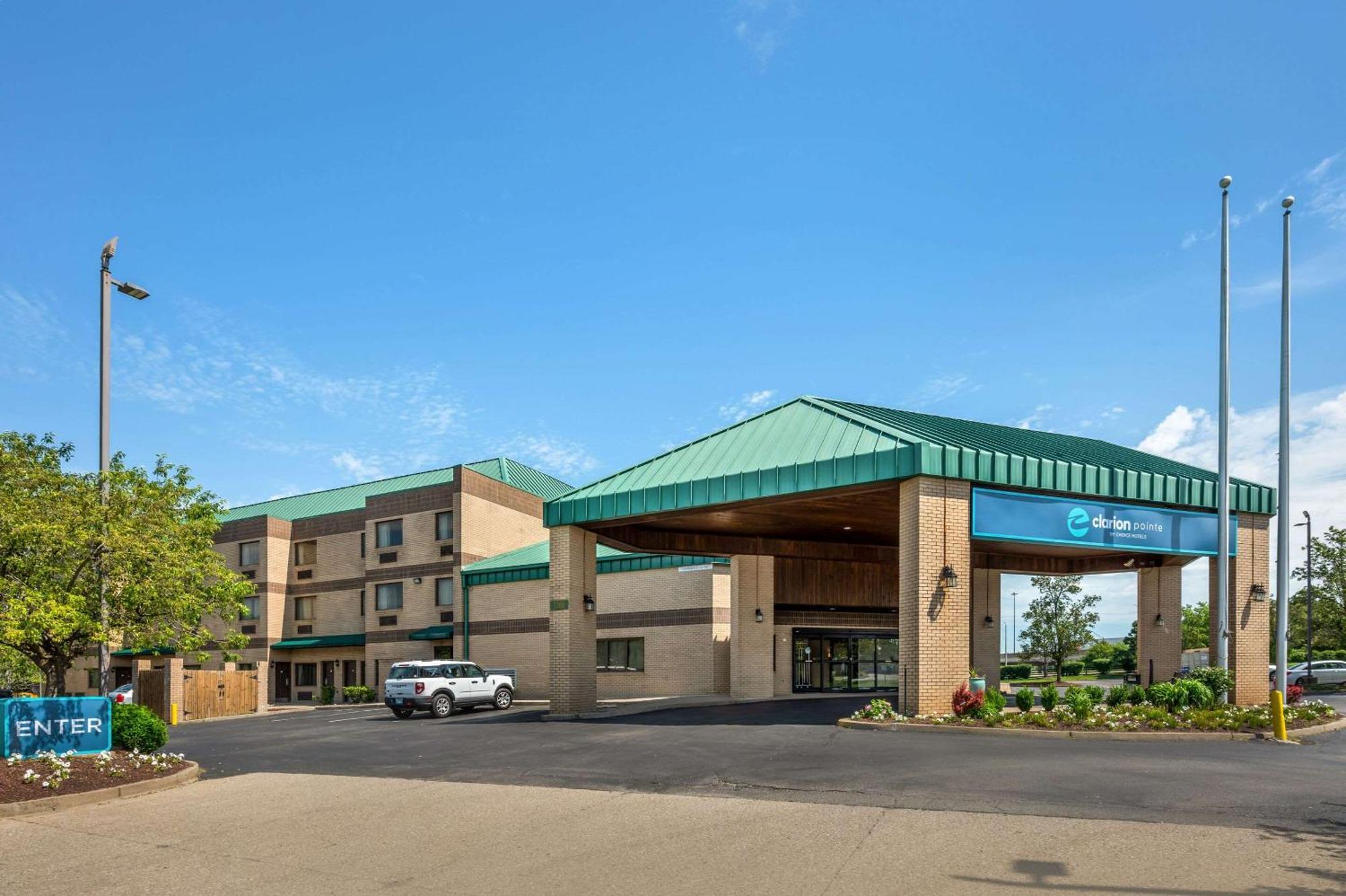 Quality Inn Louisville-Jefferson County Extérieur photo